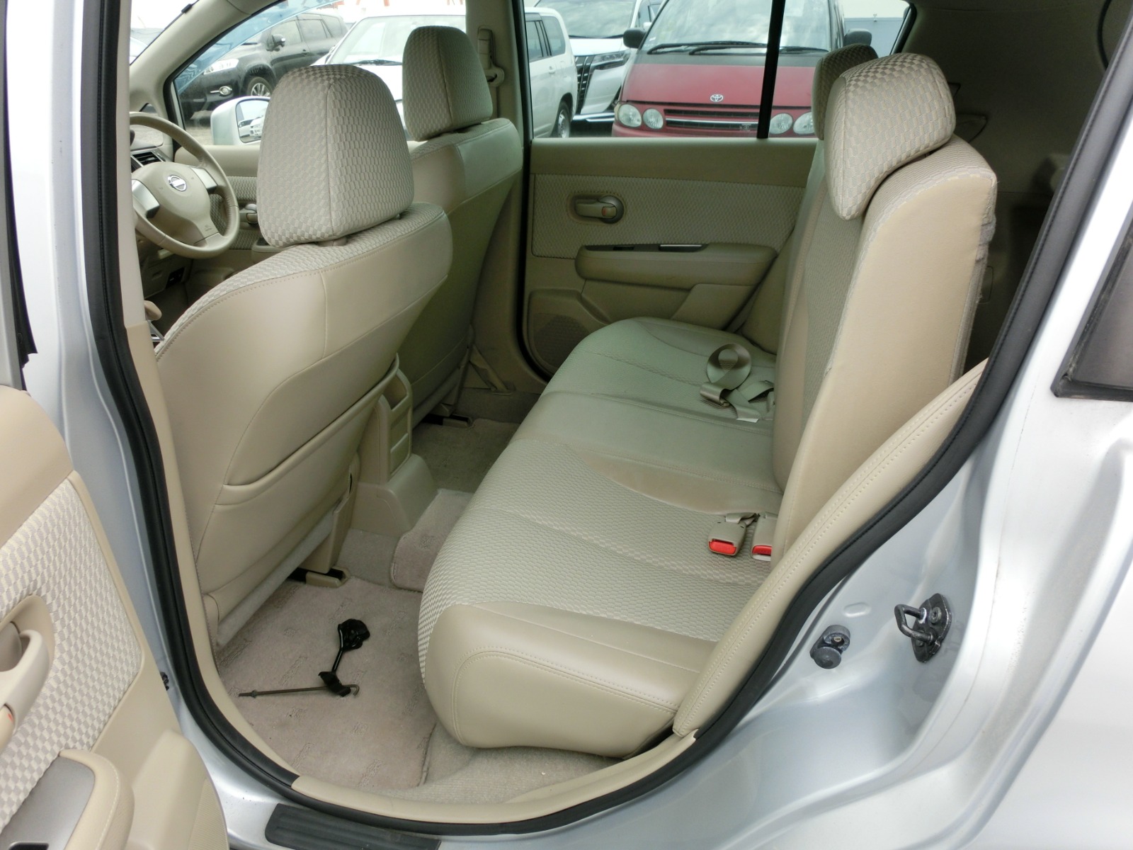 2011 Nissan TIIDA
